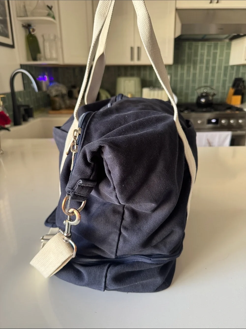 Lo and Sons Catalina Deluxe Tote